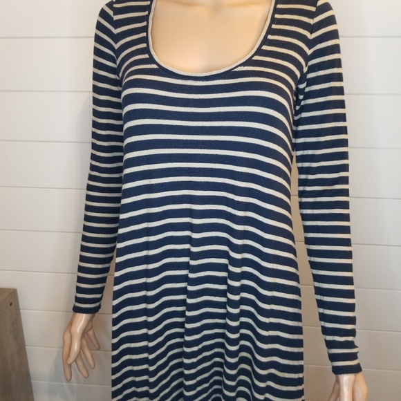 BCBG MaxAzria | Arianna - Picture 2 of 5